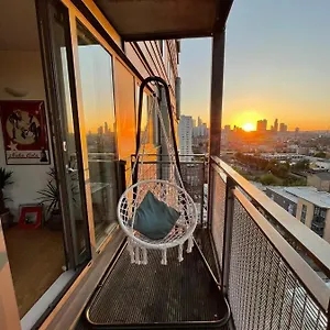 https://shadwell-apartments-atomic-london-view.cambridgehotelsuk.com